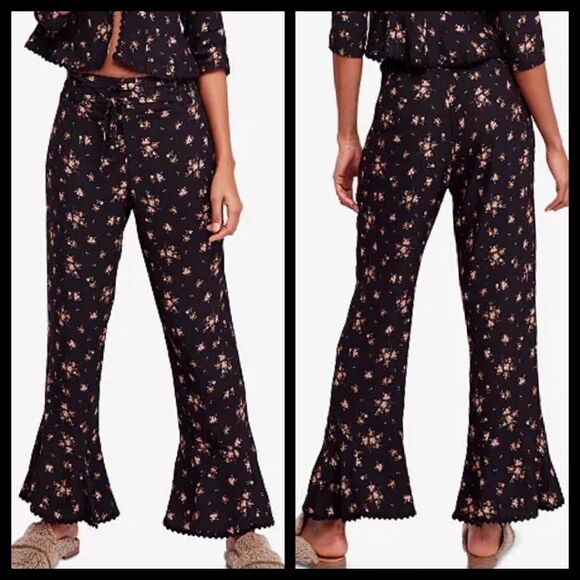 Free People El Paso Floral Flare Hem Pants Large NWOT - Picture 1 of 5